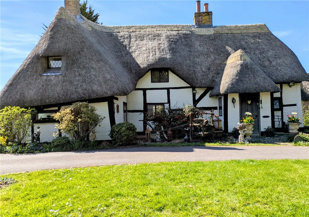 High Street, Burbage, SN8, photo 20