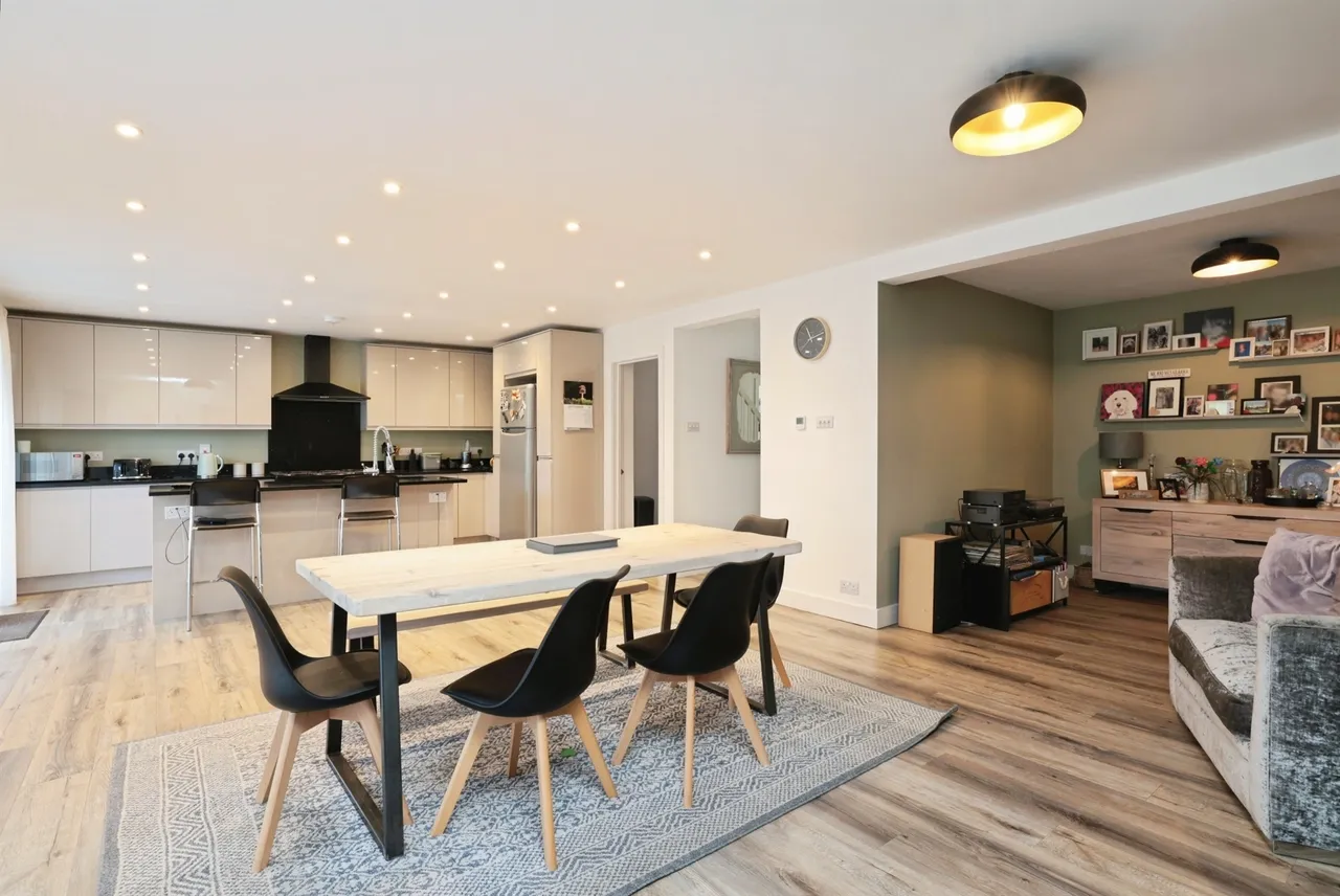 Cressex Road, High Wycombe, HP12, photo 2