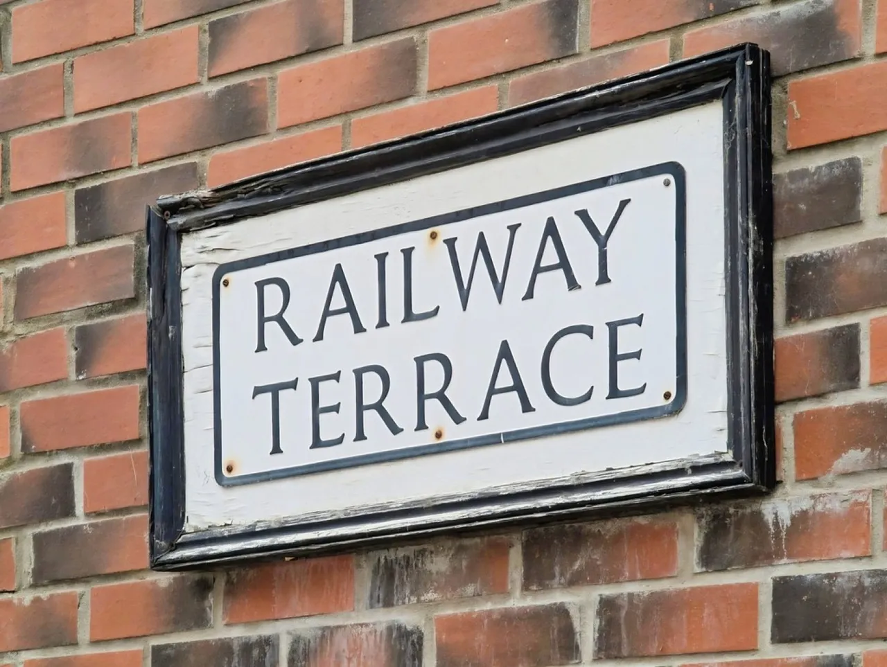 Railway Terrace, Grantham, Lincolnshire, photo 4