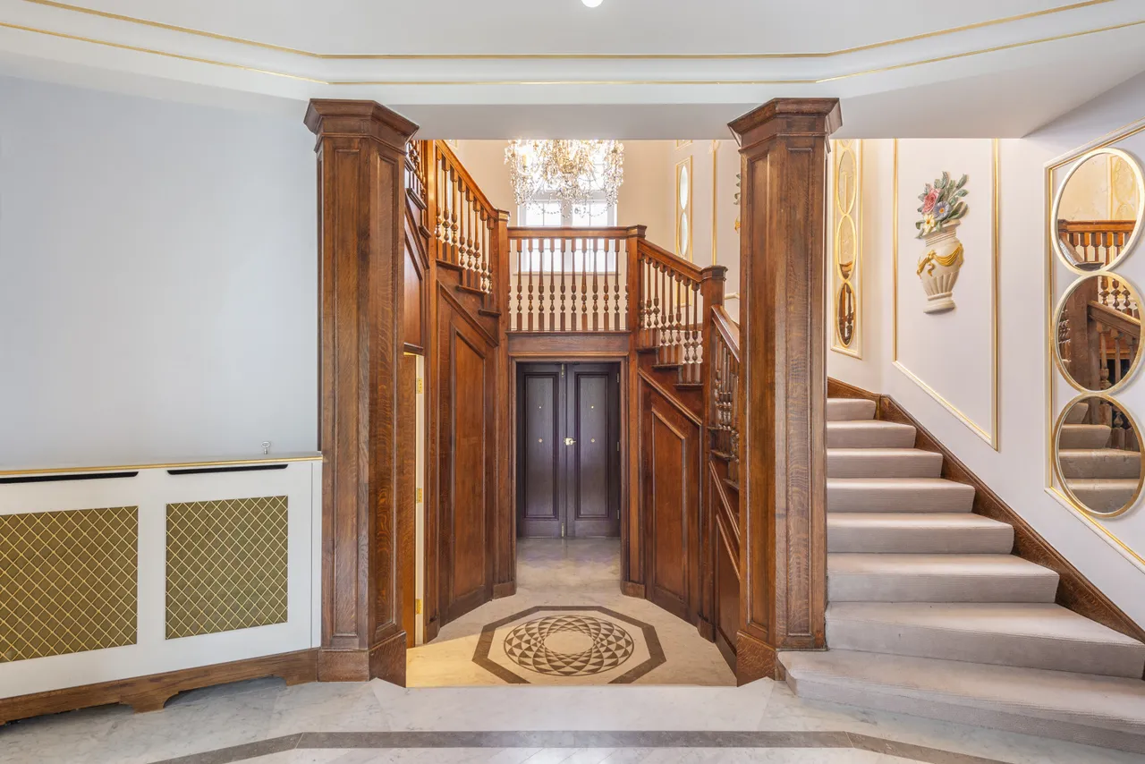 The Bishops Avenue, London, N2, photo 34