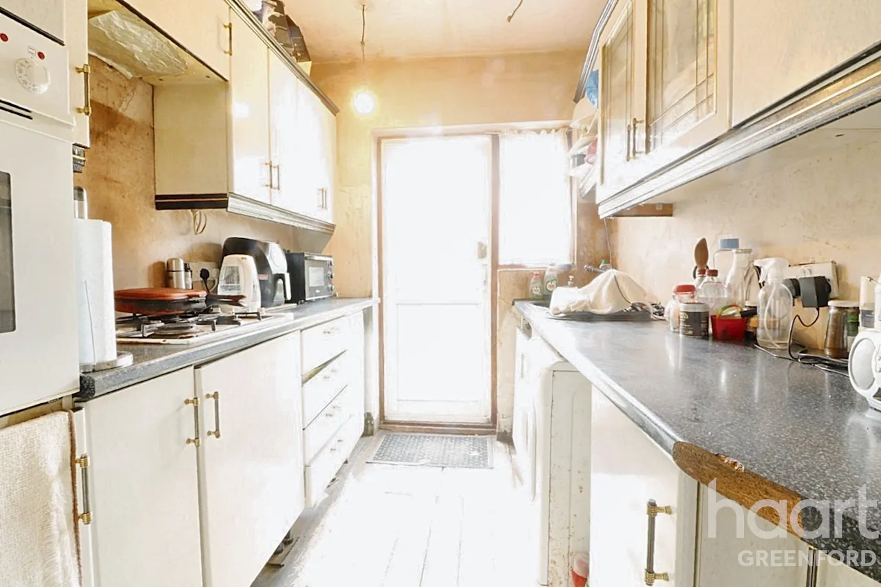 Lyndhurst Road, Greenford, UB6, photo 5