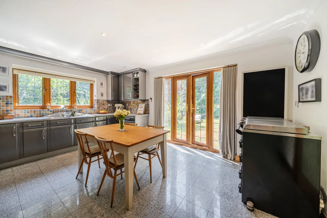 Medstead Road, Beech, GU34, photo 4