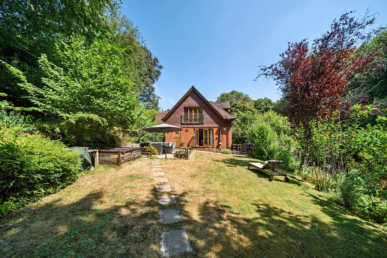 Medstead Road, Beech, GU34, photo 7