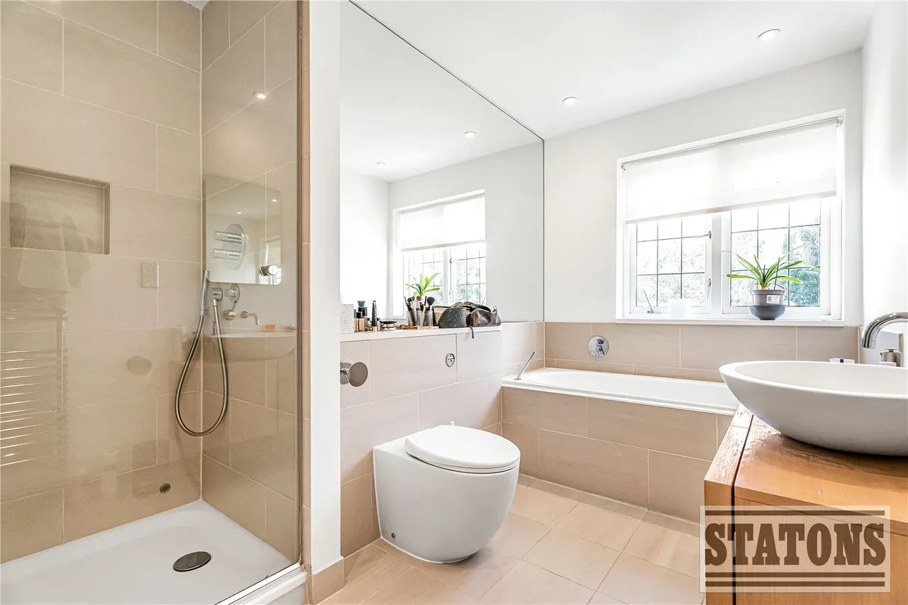 Camlet Way, Hadley Wood, Hertfordshire, EN4 0NS, photo 17