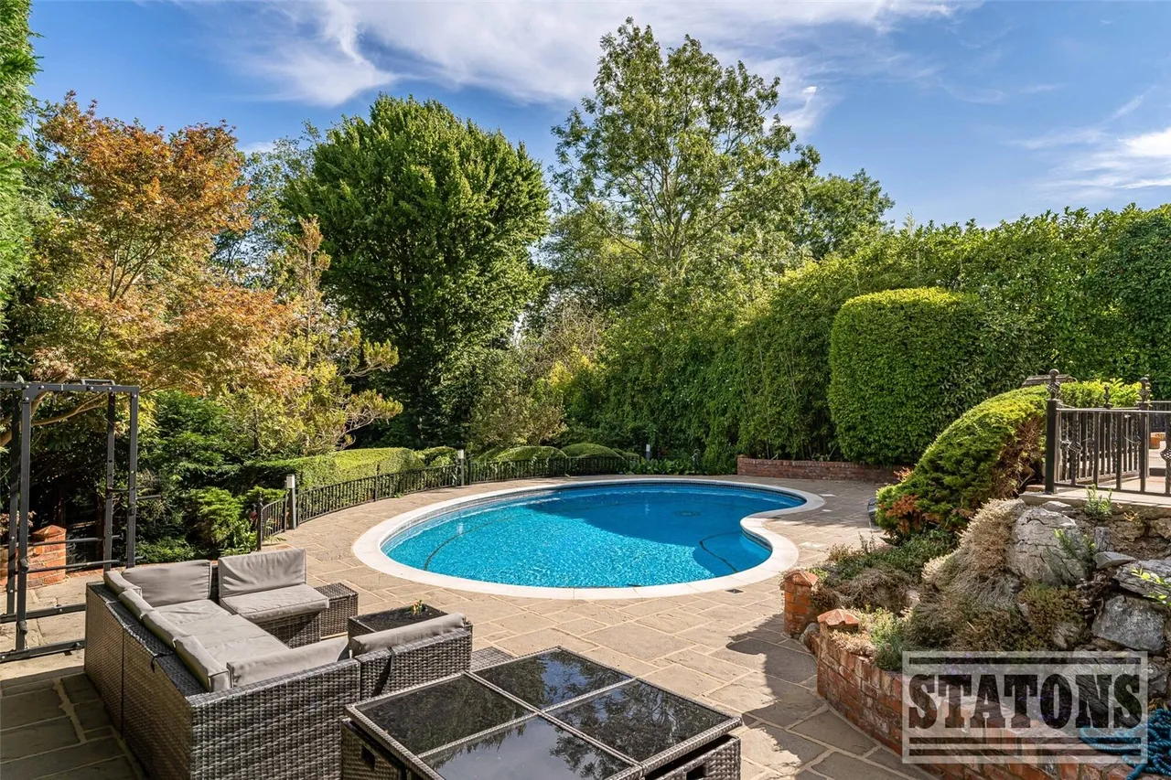 Camlet Way, Hadley Wood, Hertfordshire, EN4 0NS, photo 19