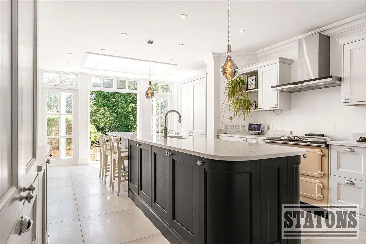 Camlet Way, Hadley Wood, Hertfordshire, EN4 0NS, photo 4