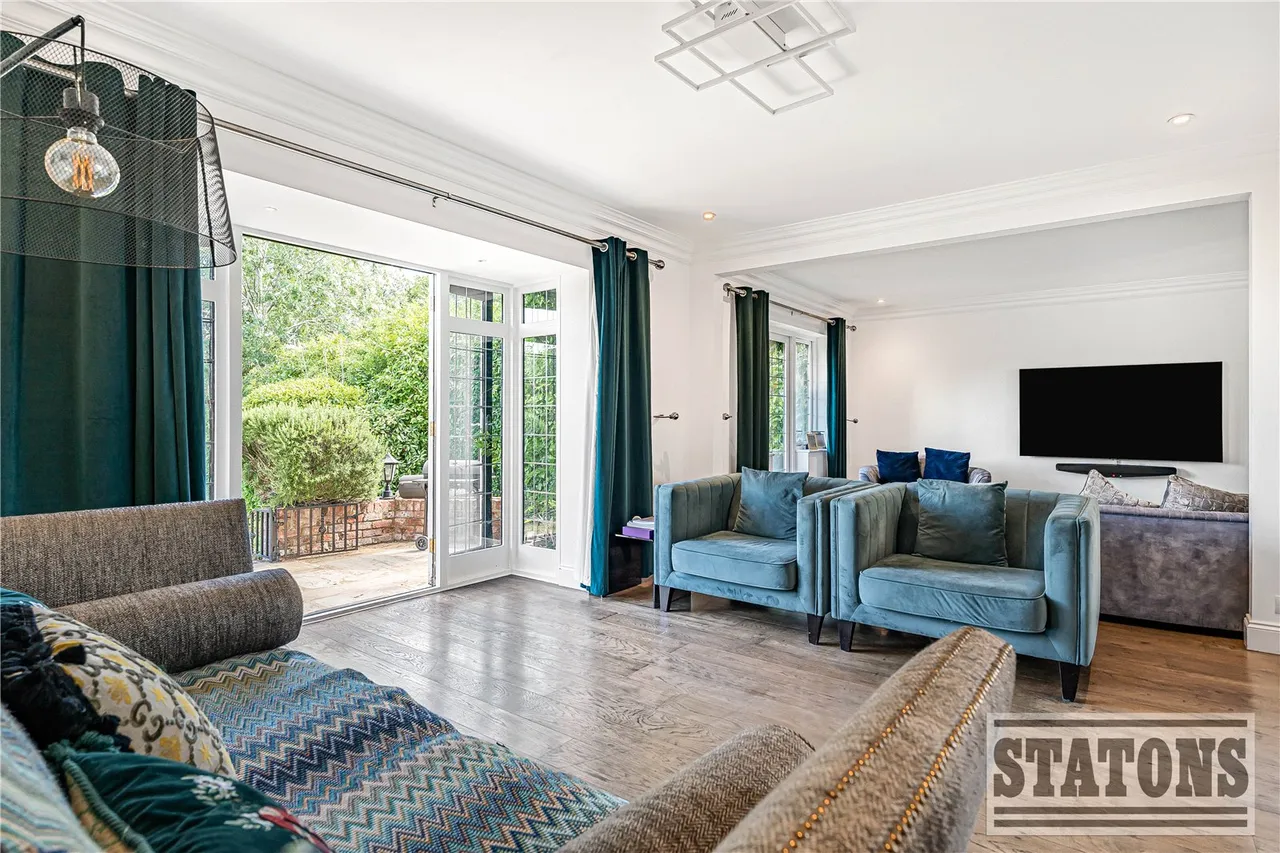 Camlet Way, Hadley Wood, Hertfordshire, EN4 0NS, photo 9