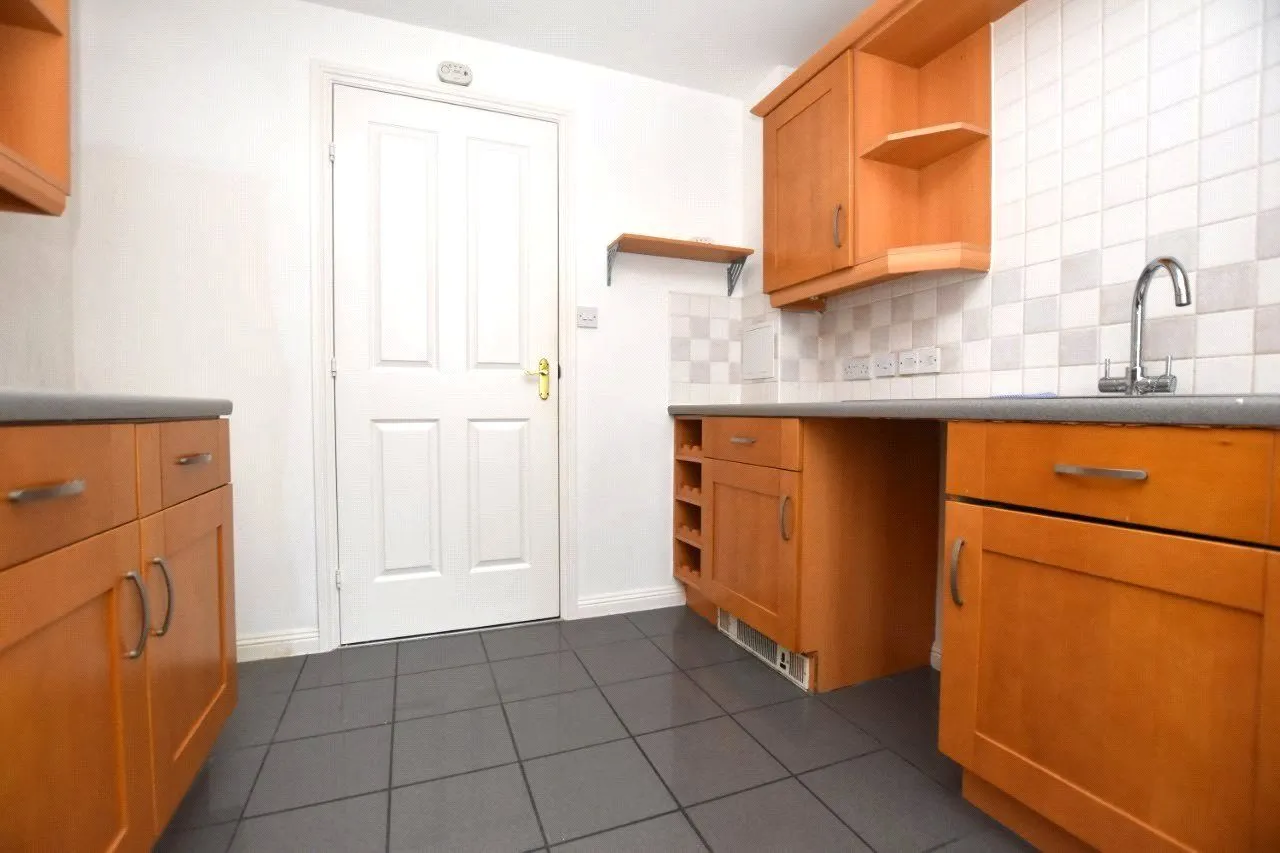 Turnberry Gardens, Tingley, WF3, photo 12