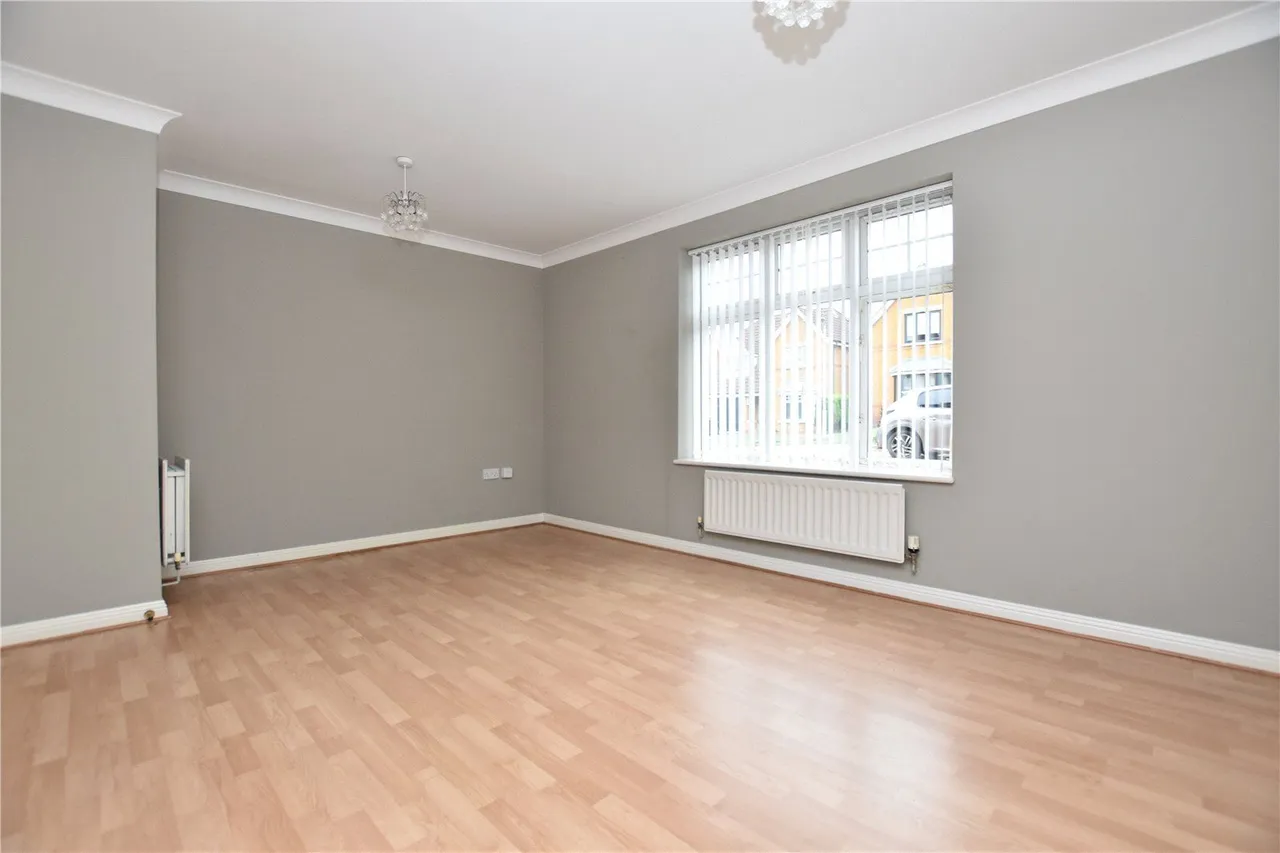 Turnberry Gardens, Tingley, WF3, photo 2