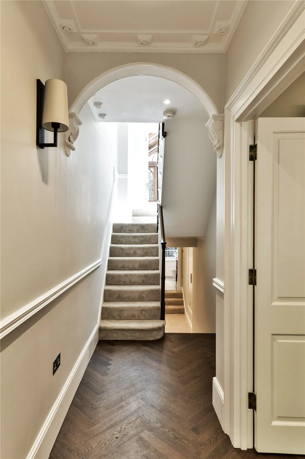 Brompton Square, London, SW3 2AA, photo 3