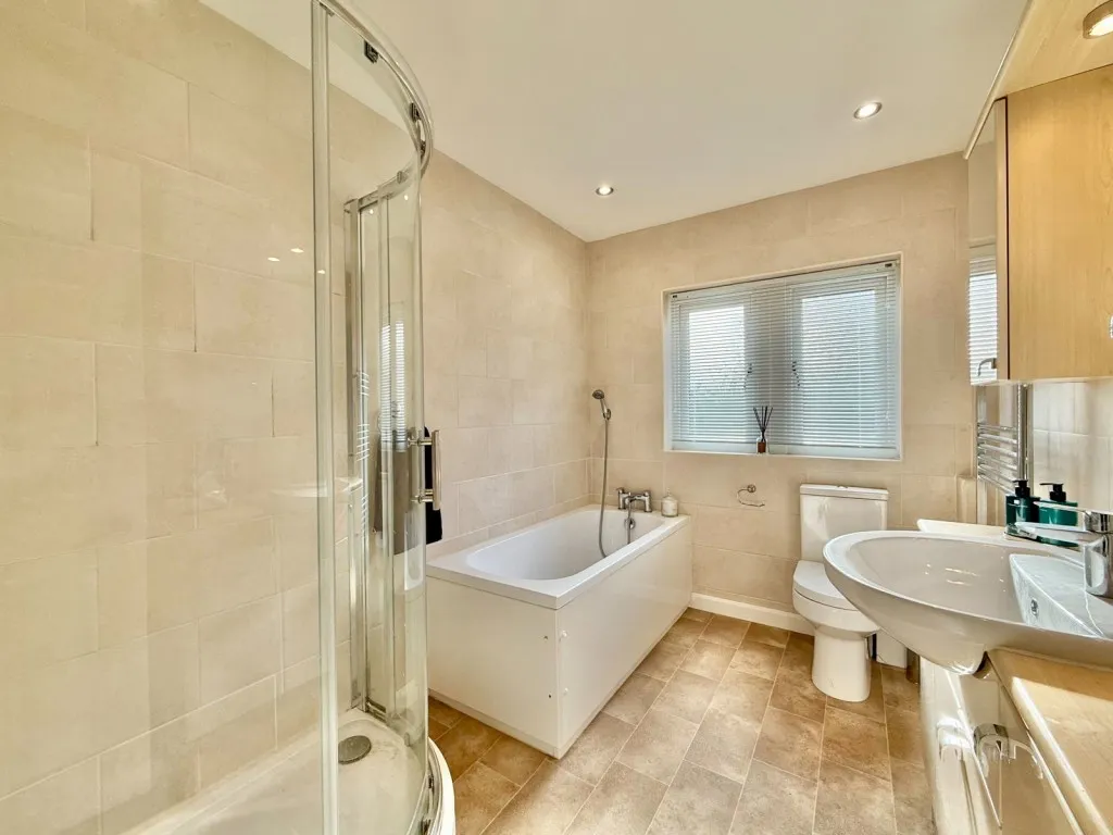 Collingham ~ Hastings Way, LS22, photo 18