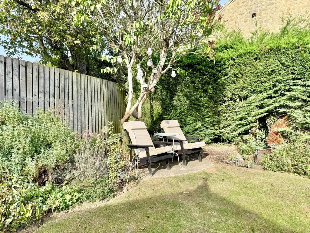 Collingham ~ Hastings Way, LS22, photo 24