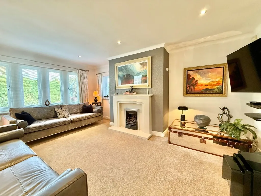 Collingham ~ Hastings Way, LS22, photo 9