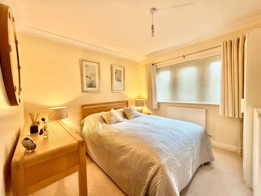 Collingham ~ Hastings Way, LS22, photo 19