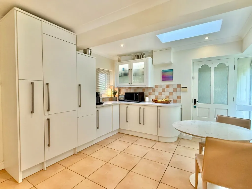 Collingham ~ Hastings Way, LS22, photo 6