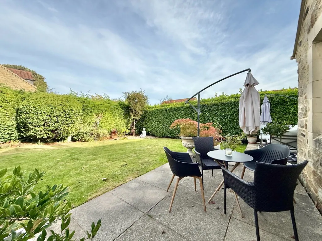 Collingham ~ Hastings Way, LS22, photo 25