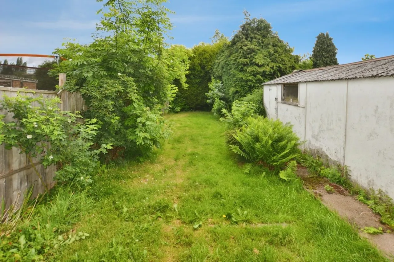 Edward Avenue, Braunstone Town, Leicester, photo 8