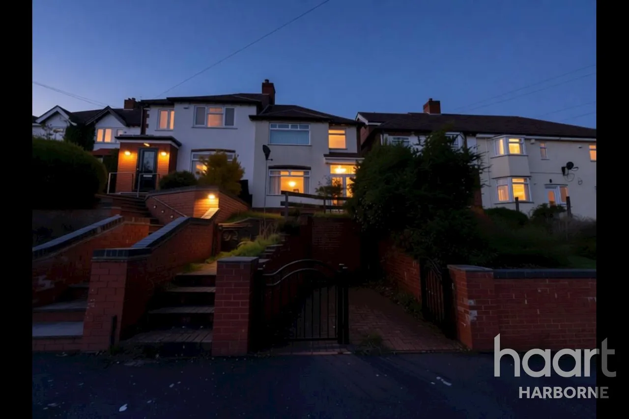 Woodleigh Avenue, B17, photo 8