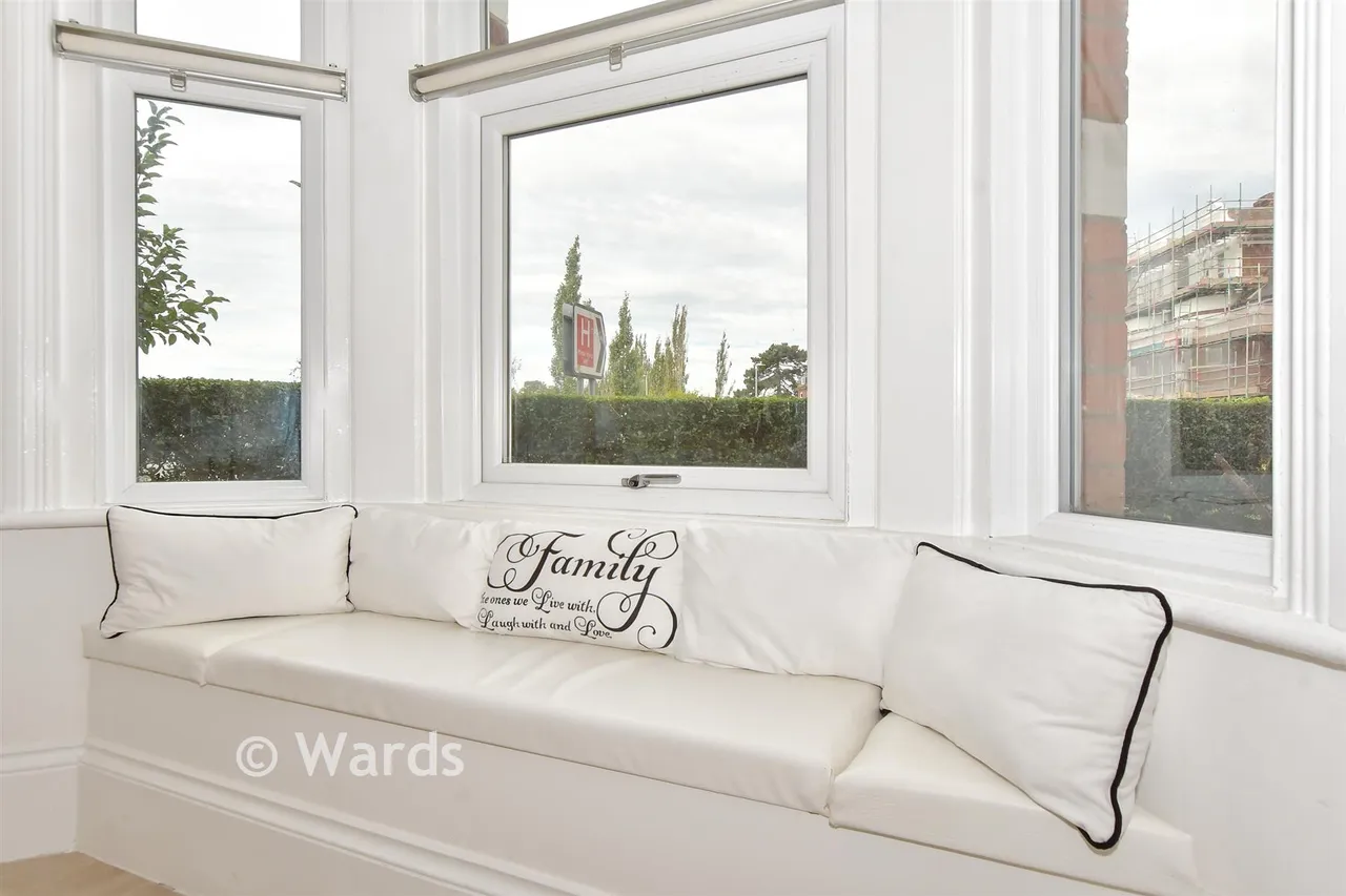 Radnor Park Road, Folkestone, CT19, photo 11
