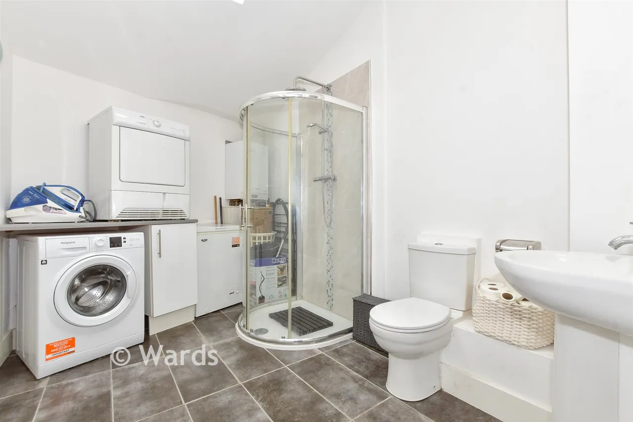 Radnor Park Road, Folkestone, CT19, photo 18