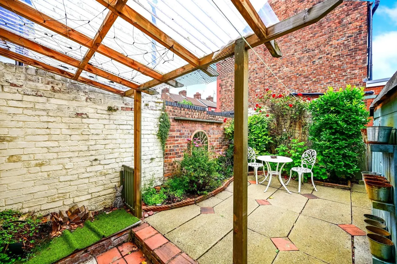 Victoria Road, Aigburth, L17, photo 15