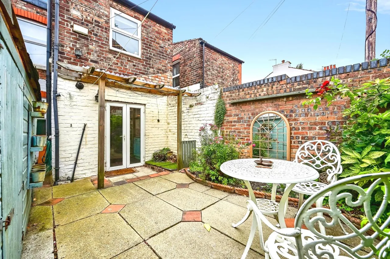 Victoria Road, Aigburth, L17, photo 16