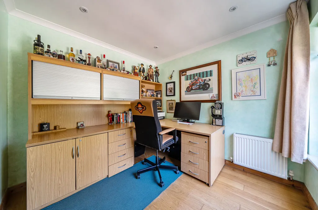 Kenley Lane, Kenley CR8 5DD, photo 9