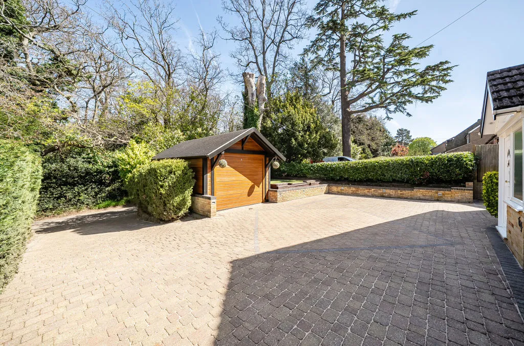 Kenley Lane, Kenley CR8 5DD, photo 19