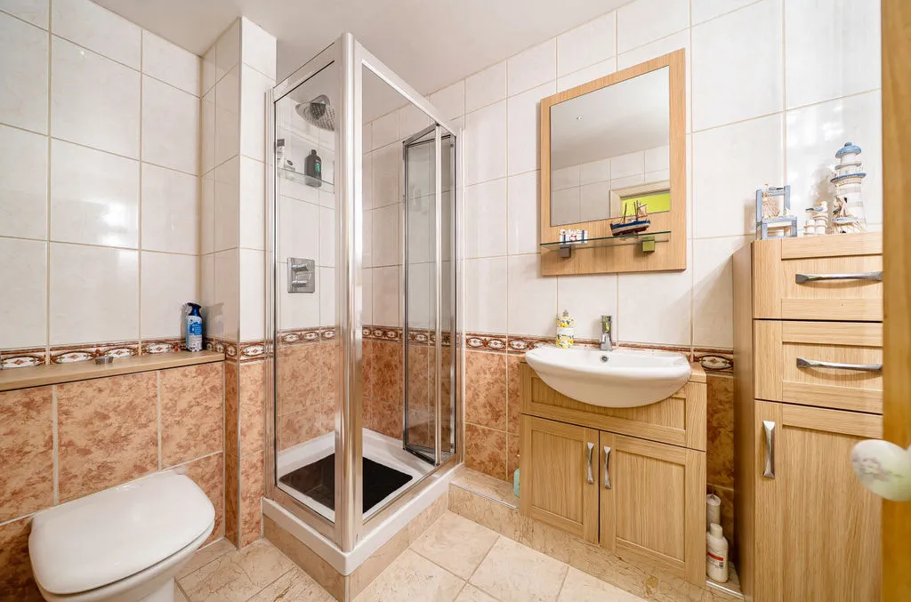 Kenley Lane, Kenley CR8 5DD, photo 15