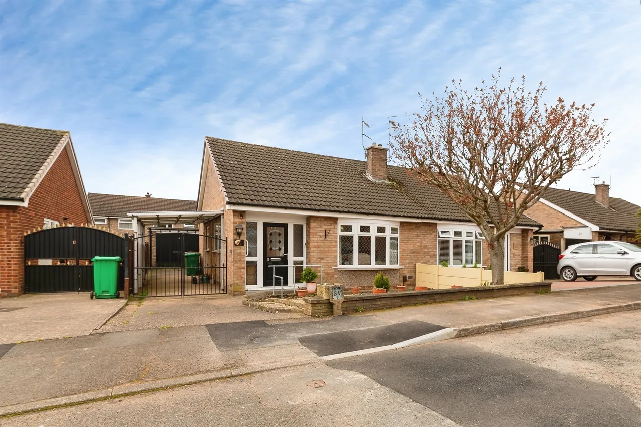2 bed house for sale — Stafford Court, Nottingham