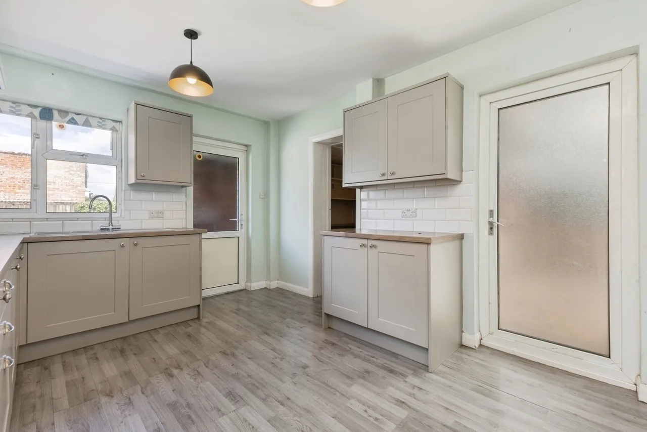 Dereham Road, Watton, Thetford, Norfolk, IP25, photo 6