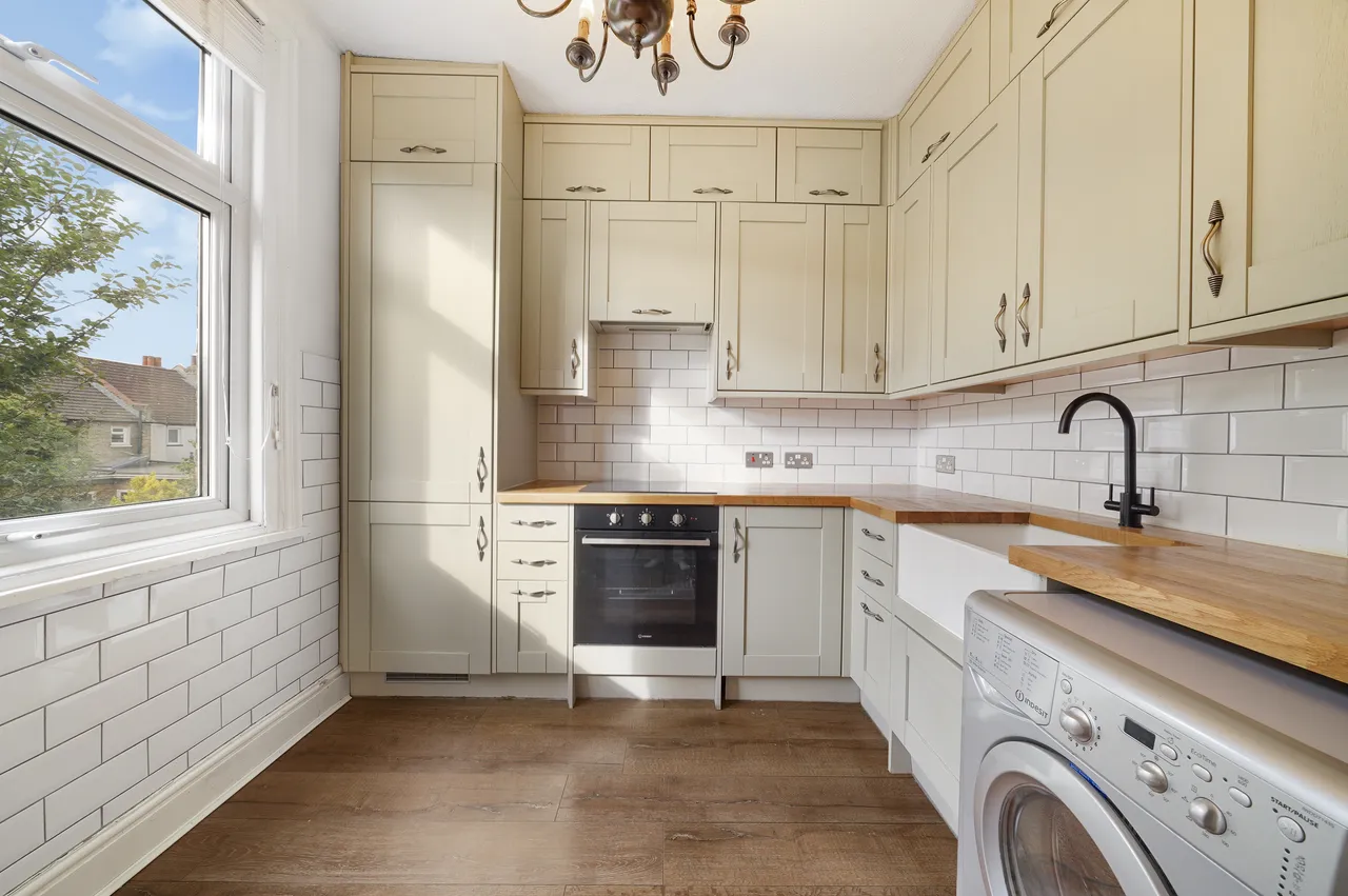 Drayton Bridge Road, Hanwell, W7, photo 3