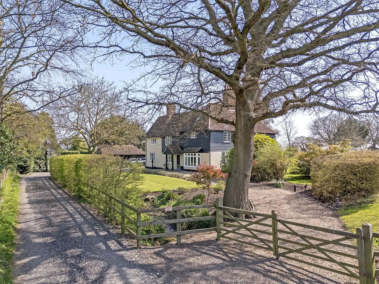 6 bed house for sale — High Easter Road, Barnston, Dunmow, Essex, CM6 1ND