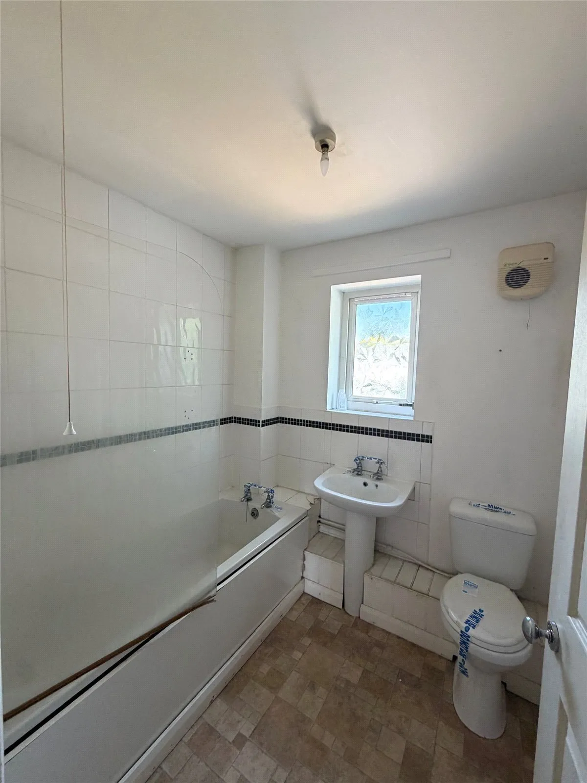Crossways Green, Birmingham, B44, photo 11