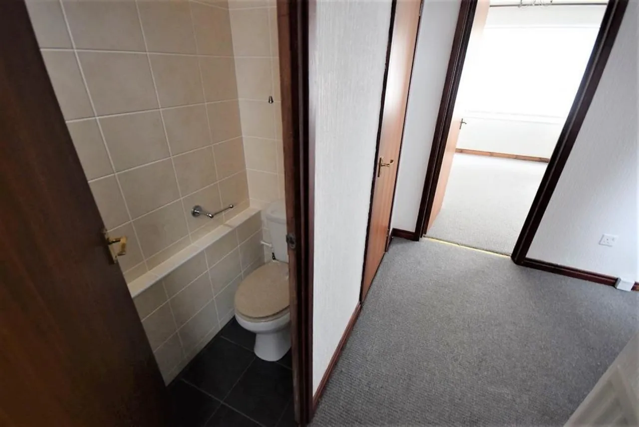 Oakerside Drive, Peterlee, SR8, photo 4