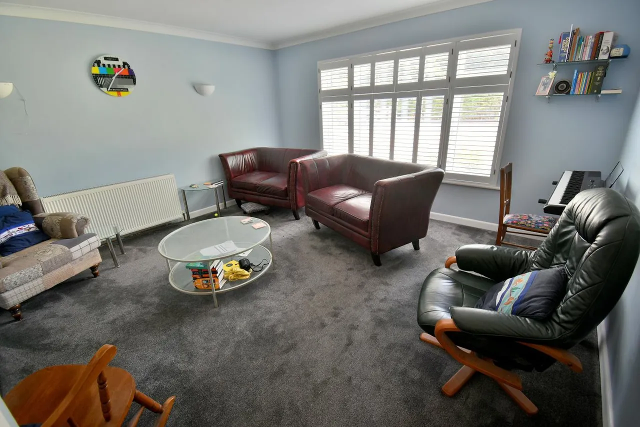 Award Road, BH21, photo 5