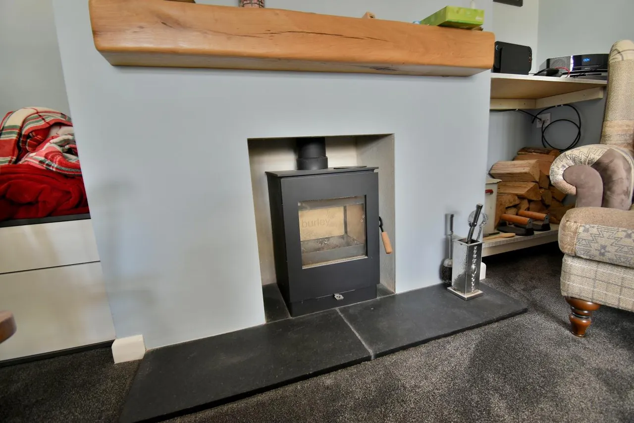 Award Road, BH21, photo 9