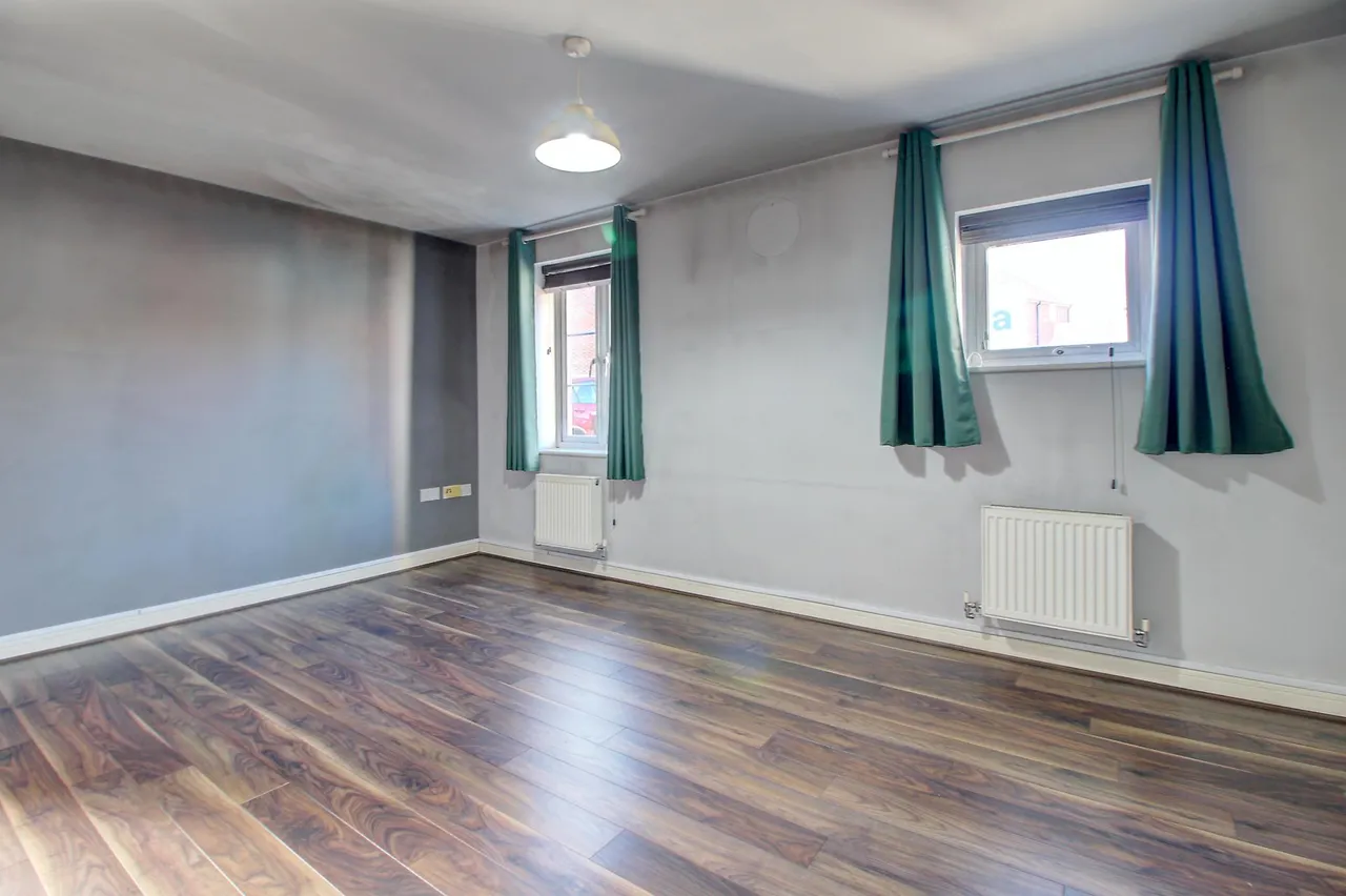 Appleton Drive, Basingstoke, RG24, photo 3
