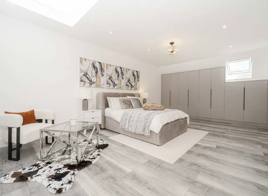 Park Avenue, Wraysbury, TW19, photo 10