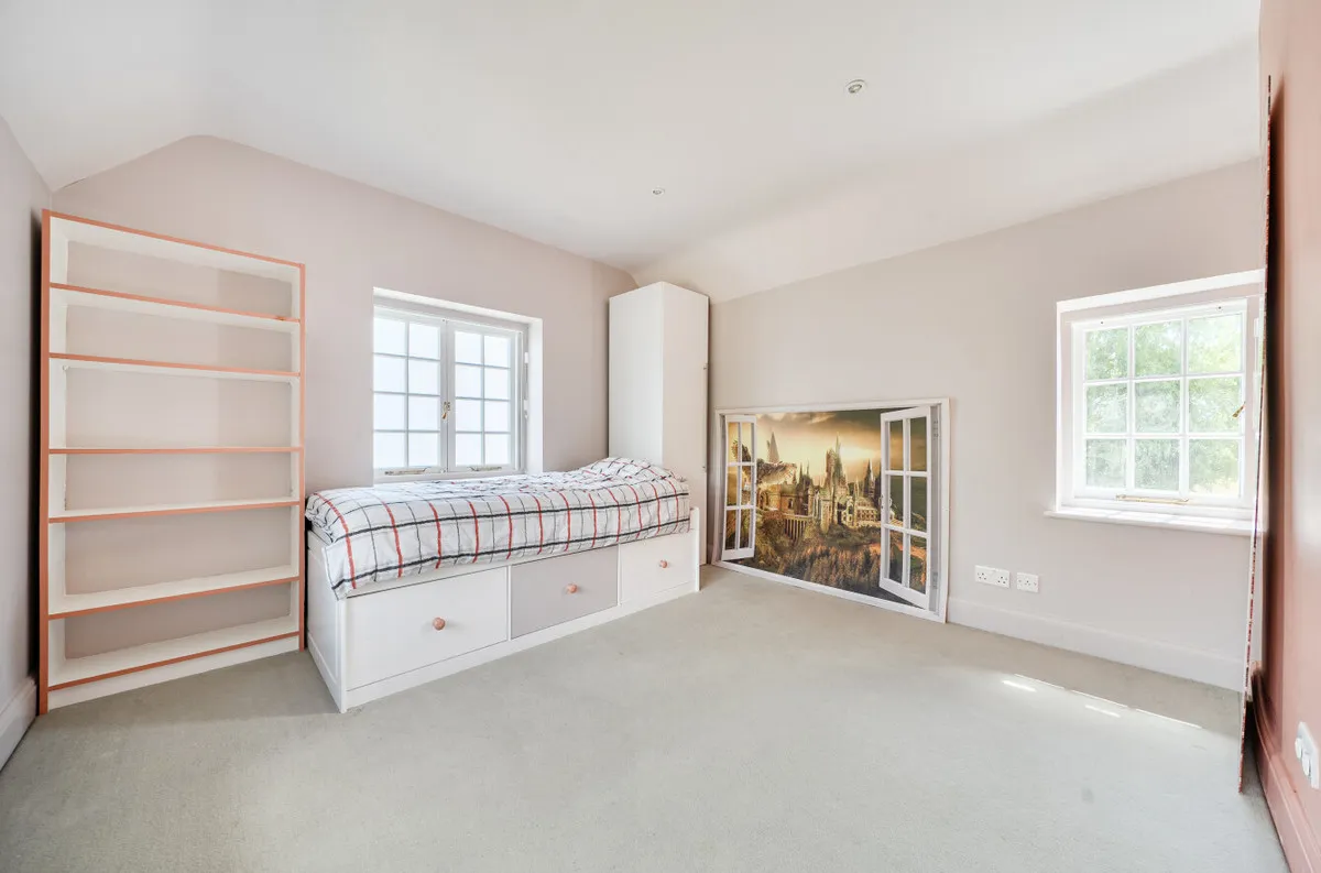Pulborough, RH20 1LB, photo 16