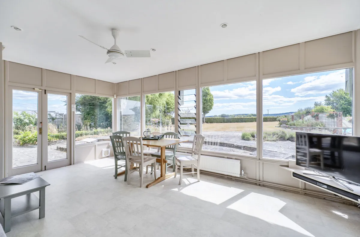Pulborough, RH20 1LB, photo 4