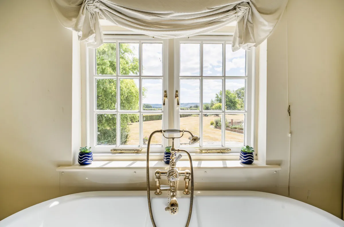 Pulborough, RH20 1LB, photo 21