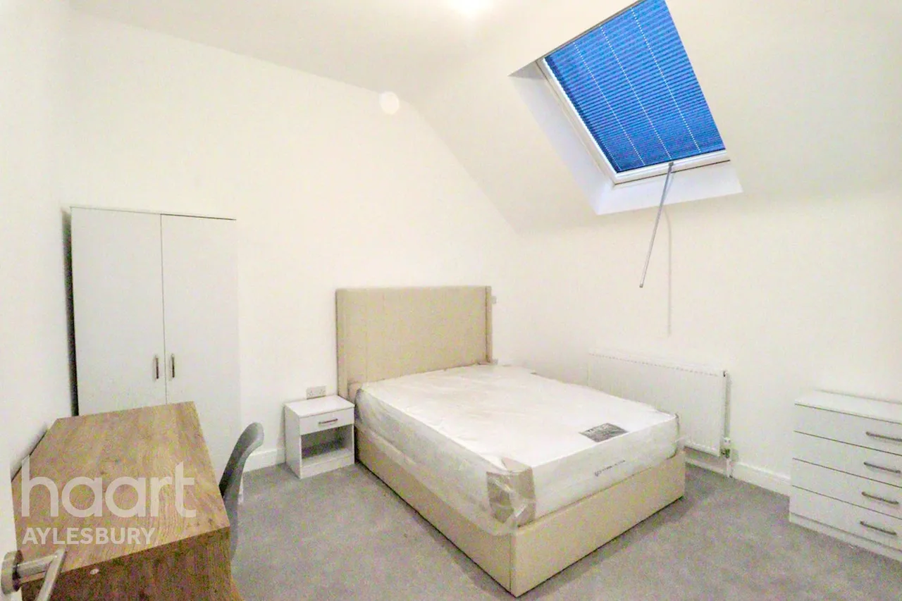 Eighth Avenue, Aylesbury, HP19, photo 10