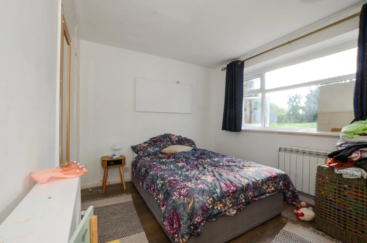 The Larches, Bushey, WD23, photo 7
