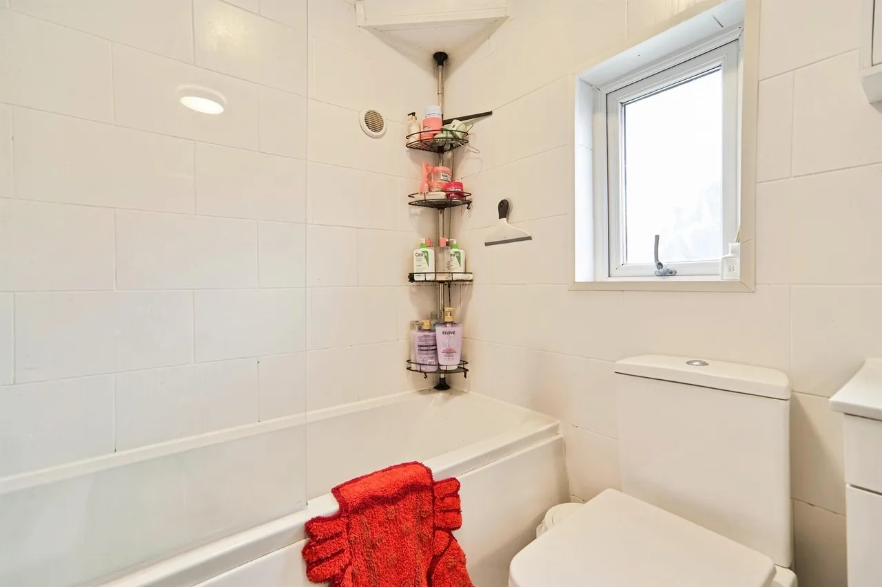 Primrose Bank, Bingley, BD16, photo 10