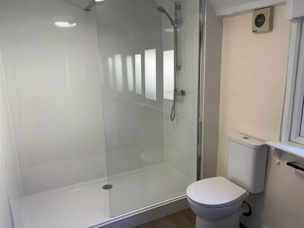 Silver Street, Dursley, GL11, photo 8