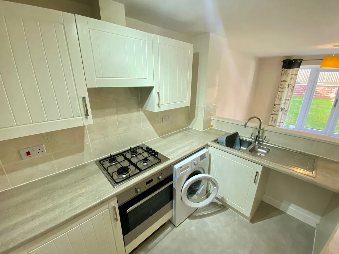 Wellingtonia Crescent, Edwalton, NG12, photo 5