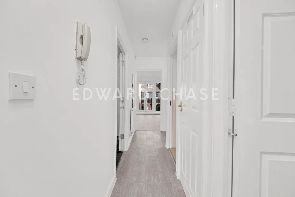 Blackthorn Road, Ilford, IG1, photo 2