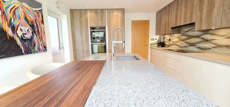 Mountfields, Pitsea Mount, Basildon, Essex, SS13 3DA, photo 10