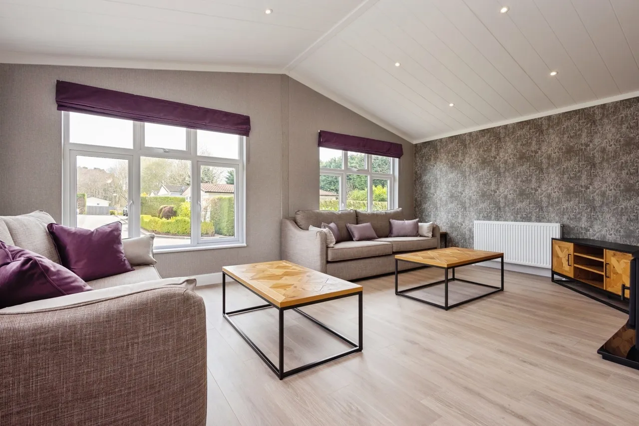 Portsmouth Road, Thursley, GU8, photo 14